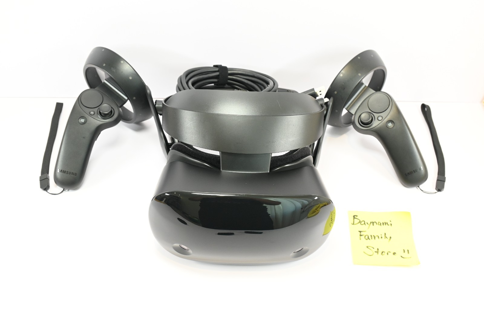 Samsung HMD Odyssey Windows Mixed Reality Headset + 2x Controllers Set