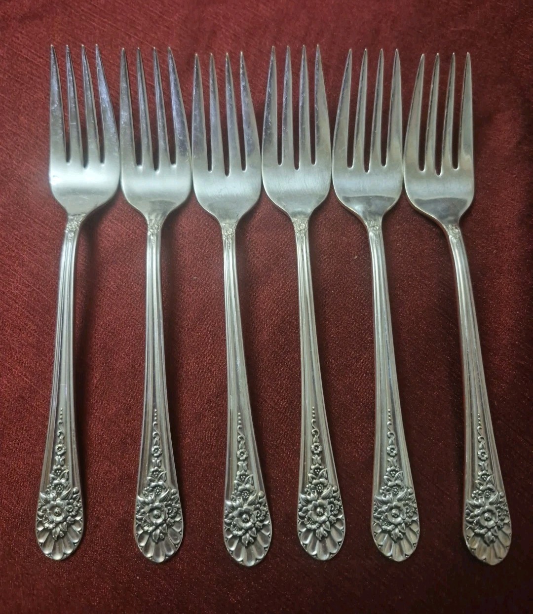 WM Rogers Mfg Co Jubilee Pattern Lot Of 6 Salad Forks