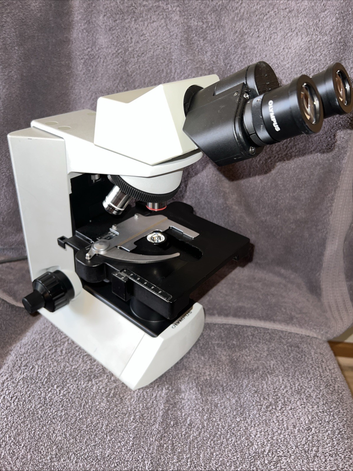 Olympus CX31RBSF Laboratory Microscope 4 Objective Lenses Light Very Clean Unit