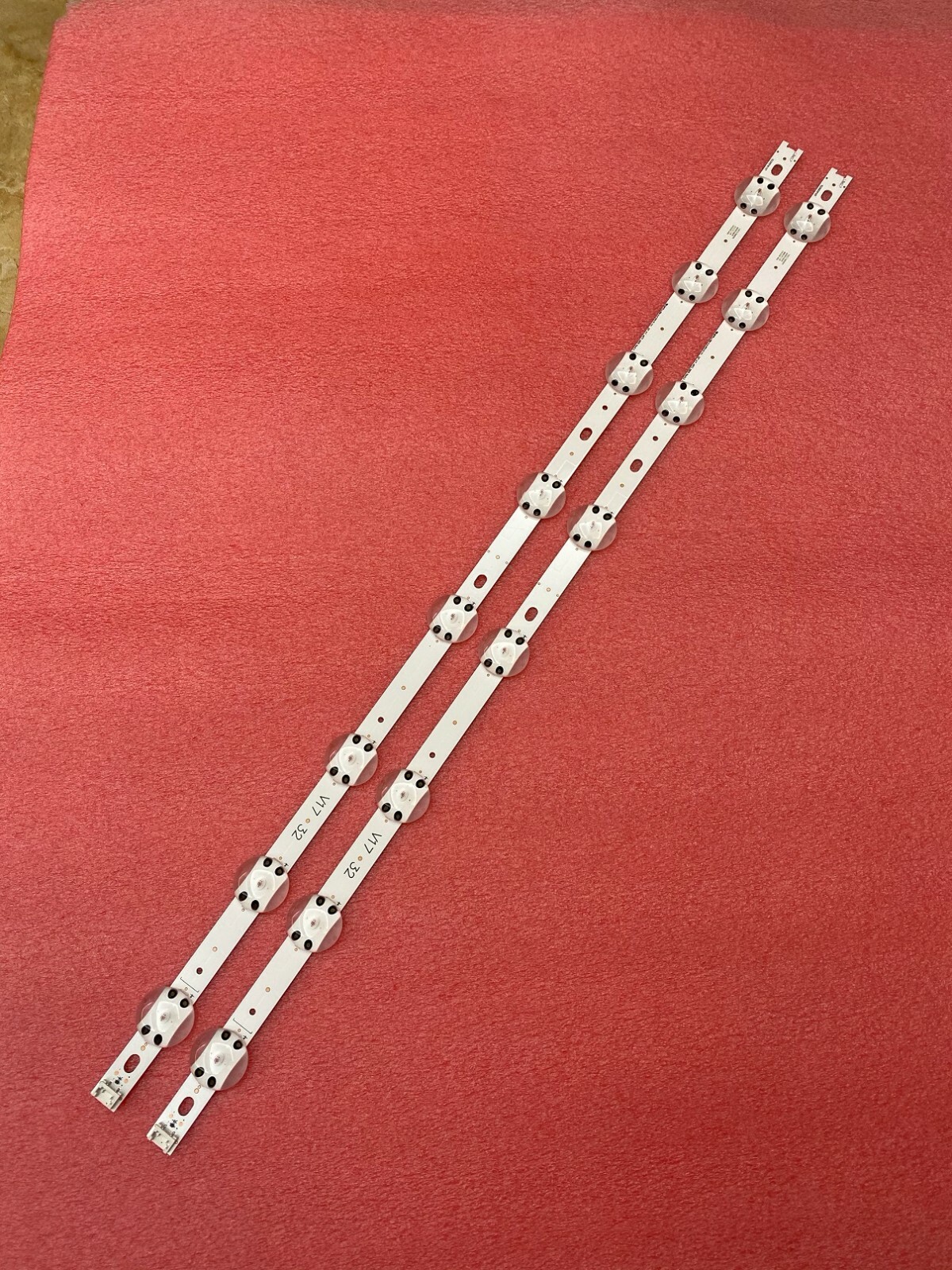 2pcs 8LED LED strip for LG 32LJ510V 32LJ510U 6916L-2855B 32 V17 ART3 2855 2855A