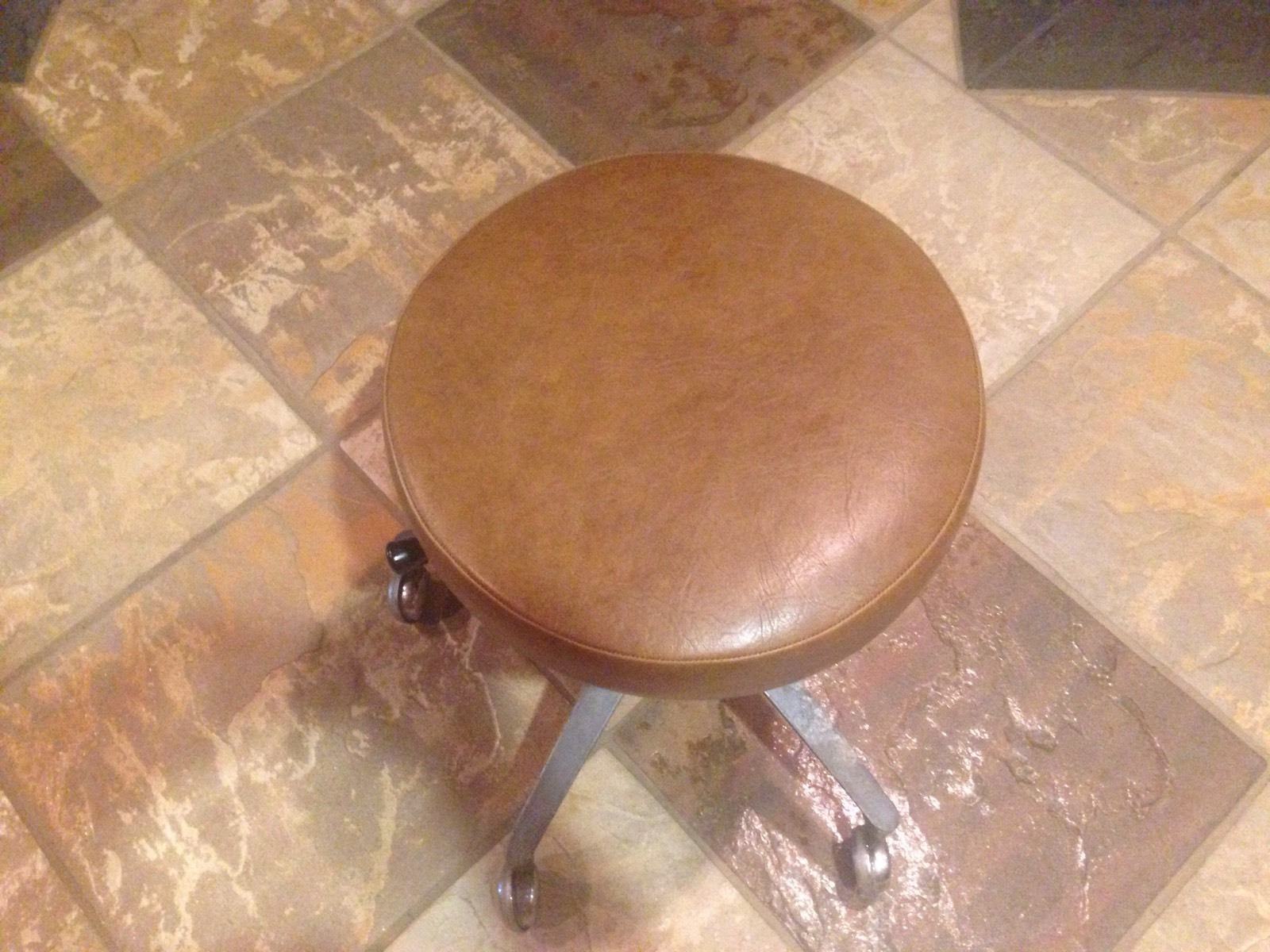 Midmark Physician Stool
