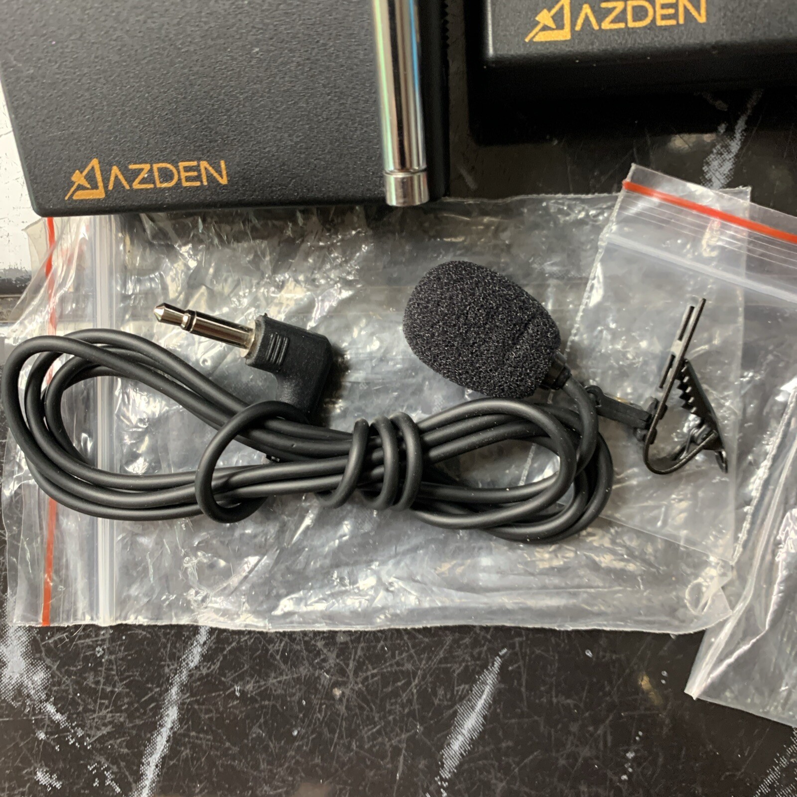 Azden WLX Pro VHF System Wireless Lapel Microphone System, excellent condition