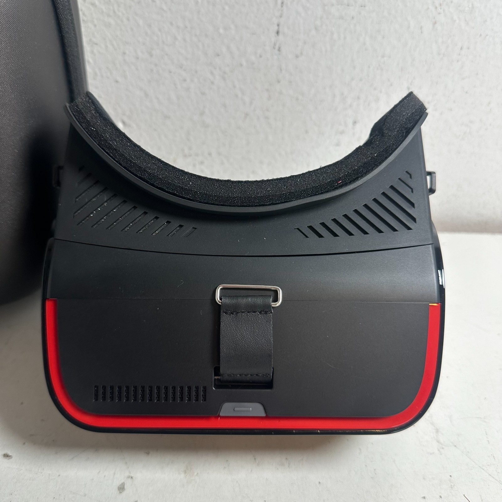 Qualcomm Snapdragon VR 835 Reference Virtual Reality Headset Development Kit