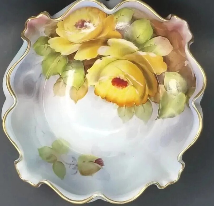 VINTAGE TRINKET HAND PAINTED P0RELAIN  6 X 2.5IN. EXCELLENT.YELLOW WILD ROSE