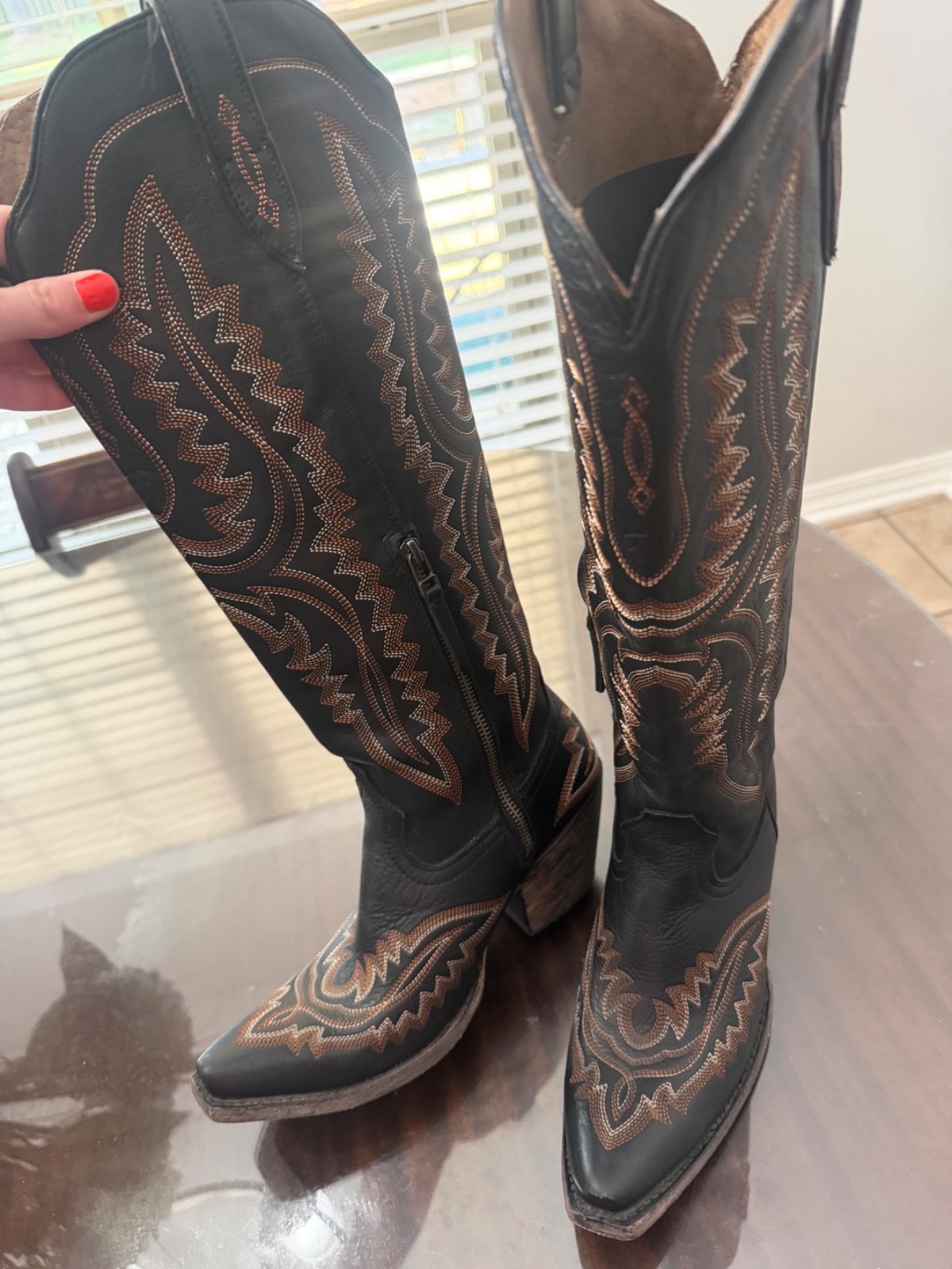 ariat boots womens 8