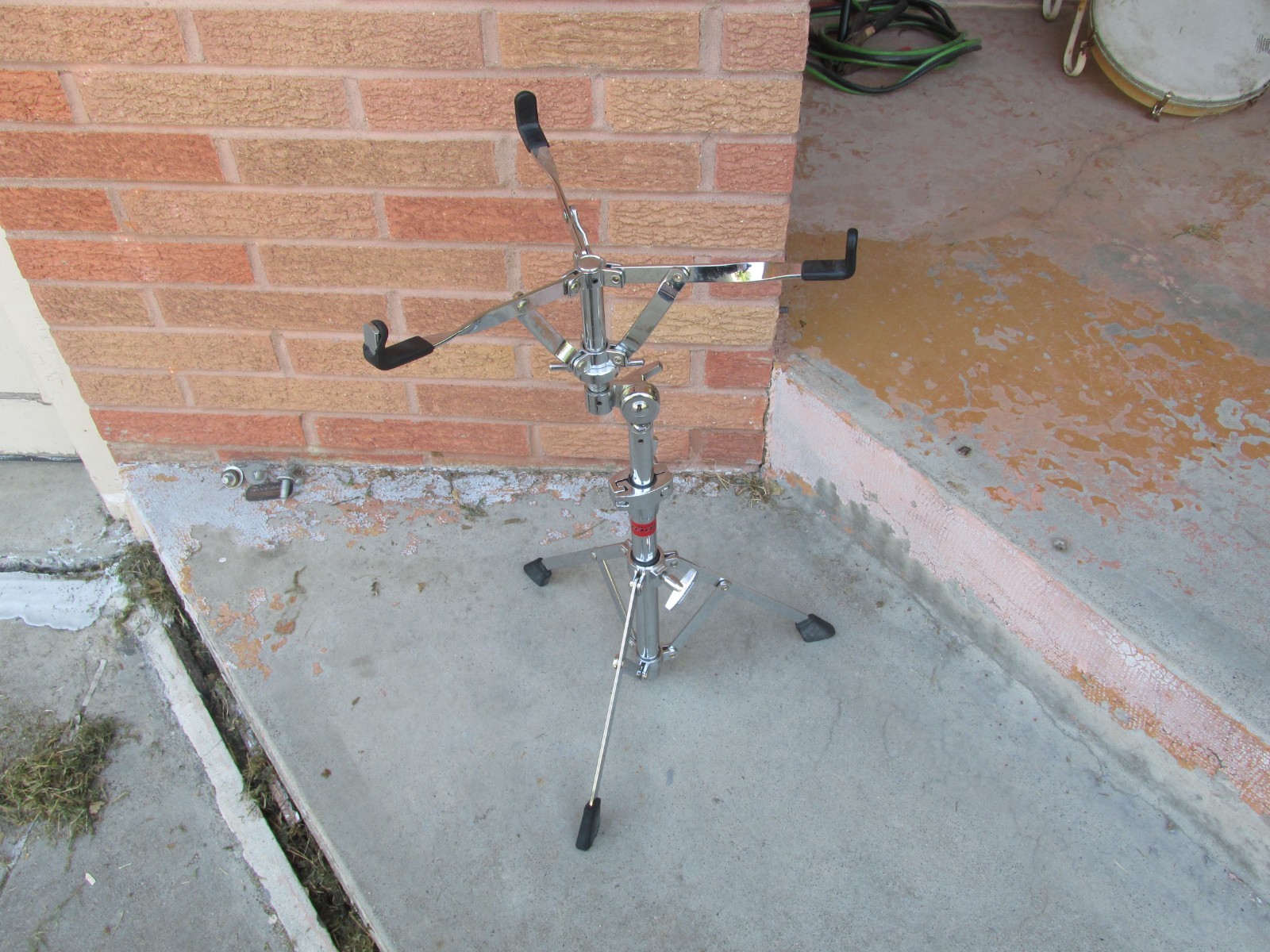 Ludwig Snare Stand, single braced Tripod, Sturdy and nice shape