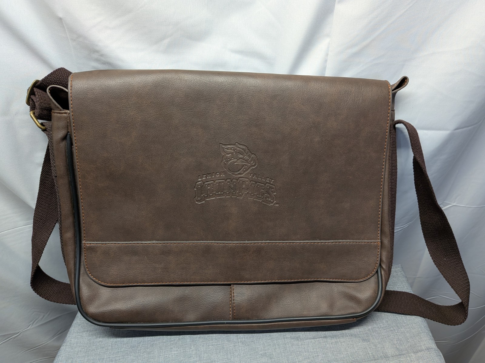 Ironpigs Messenger Bag Premium Bonded Leather Business Brief Debco Minor league
