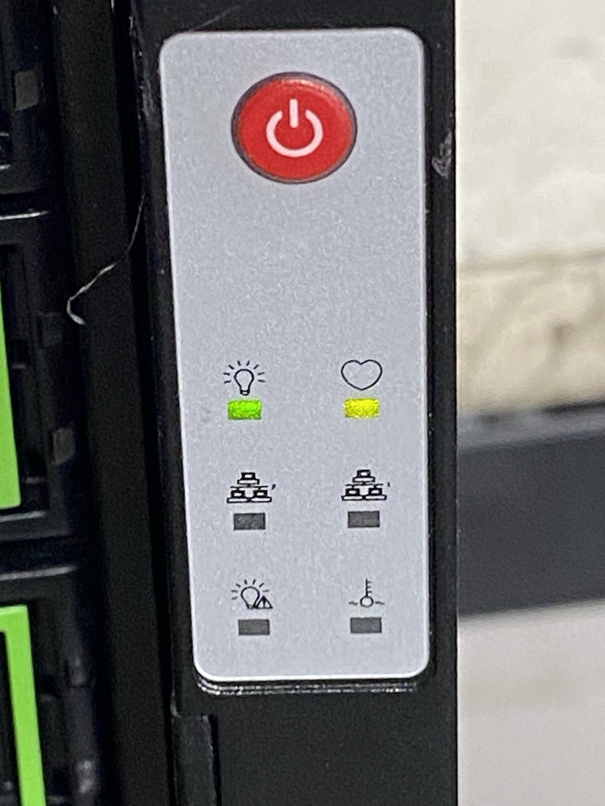 HPE Nimble Storage Q8B52A No Drives