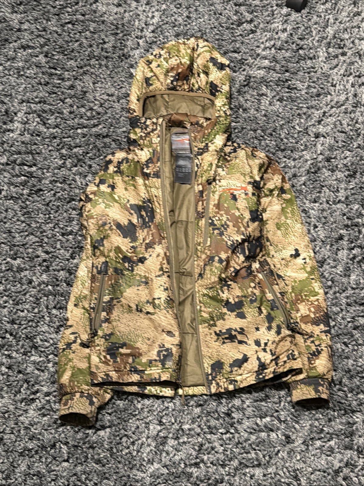 Sitka Gear Youth Camouflage Insulated Hunting Jacket L Hood Zippered Pockets