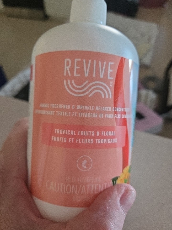 Revive Fabric Freshener & Wrinkle Relaxer Tropical Fruits Floral 16 fl oz