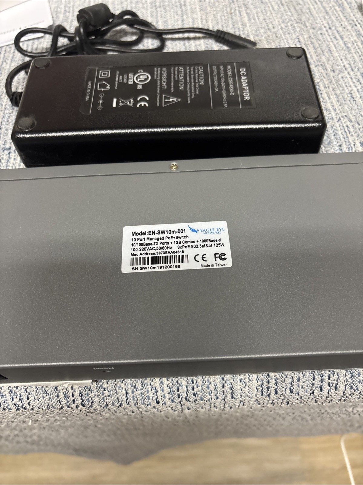 Eagle Eye Networks - 10 Port Managed POE+ Switch - EN-SW10m-001 w/ Power Adapter