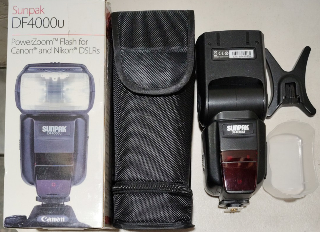 Sunpak DF4000U Shoe Mount Flash for Canon