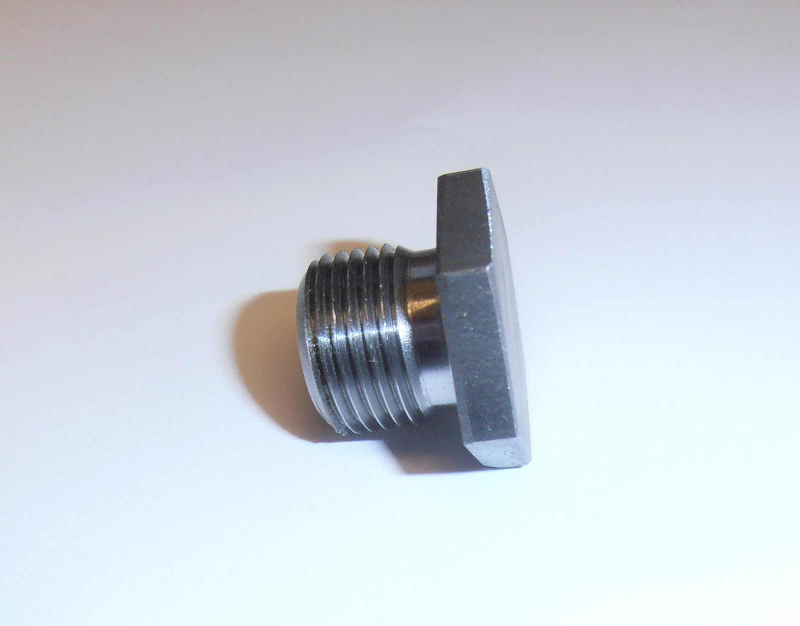 O2 Sensor Plug 02 SENSOR 18 X 1.5 MADE IN USA STAINLESS STEEL ONE PLUG only