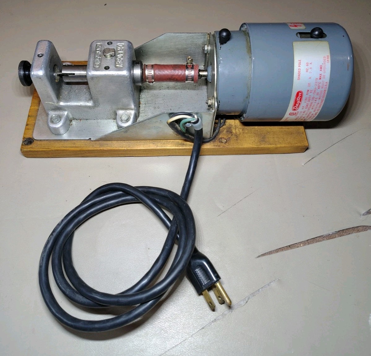 Vintage Electric Gracey Trimmer Bullet Casing Trimmer 221 FB