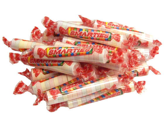 100 ROLLS OF SMARTIES BULK SUGAR CANDY PARTY FAVORS GOODY BAGS GIFTS FRESH!!