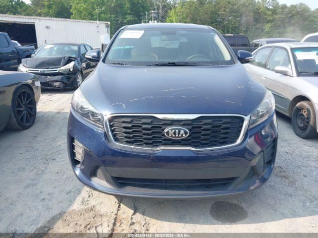 SORENTO 2019 Glove Box 4711472