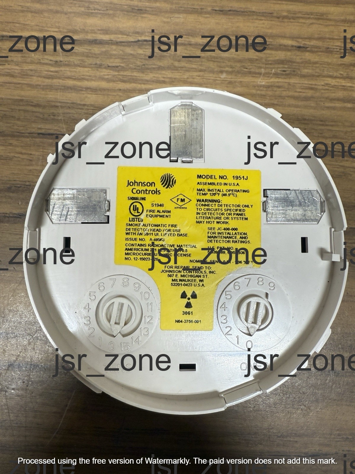 1951J Johnson Controls Smoke Detector Head only