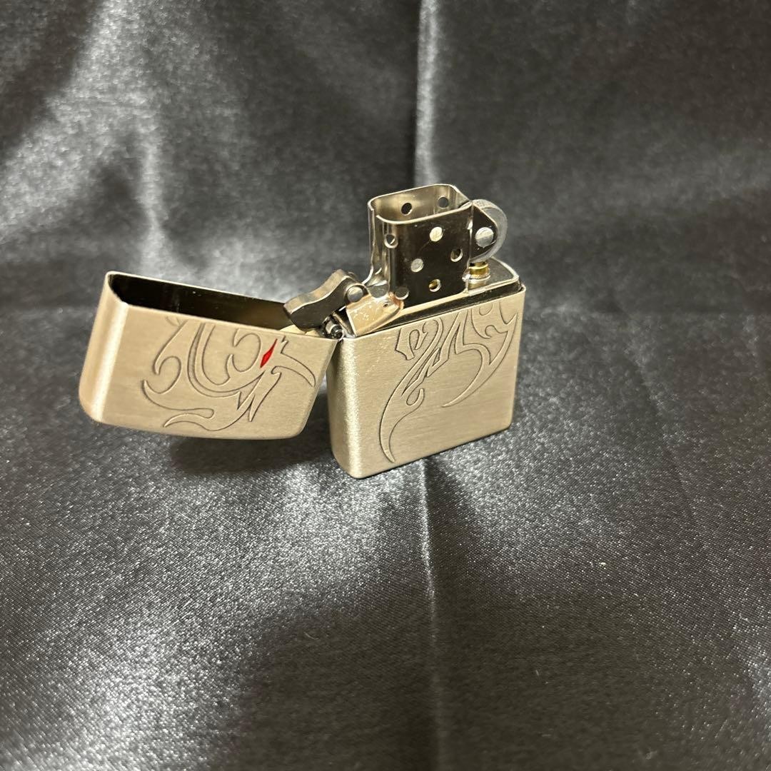 ZIPPO Dragon Red Eye