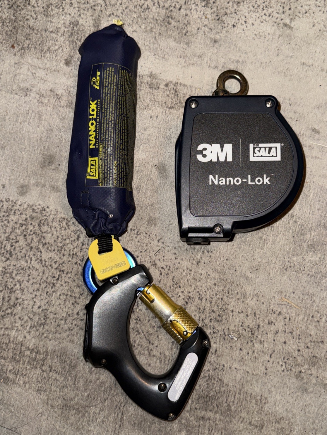 3M DBI-SALA Nano-Lok Self-Retracting Lifeline 11ft Length 22/DEC/Used