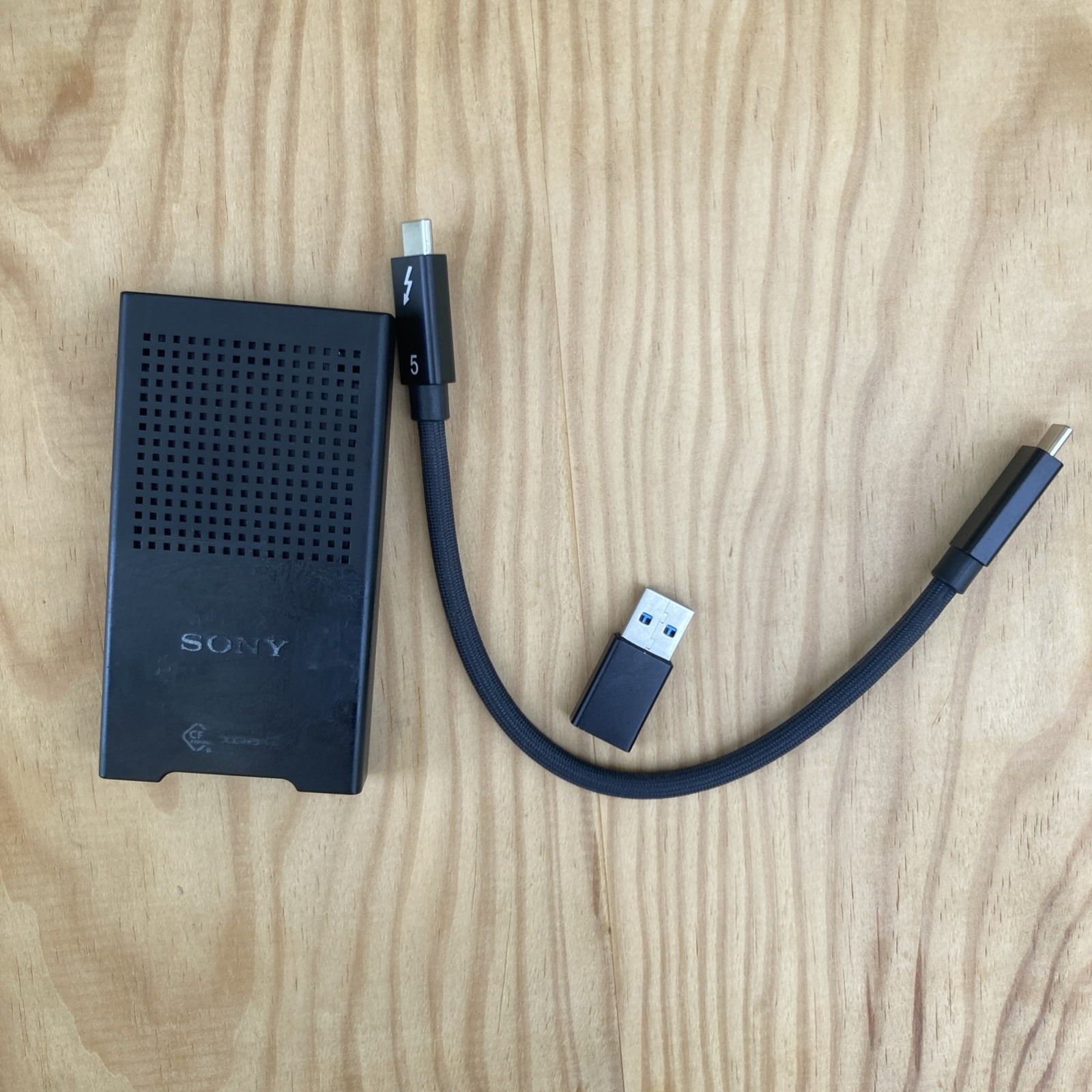 Sony MRW-G1 XQD CFexpress Type B Reader + TB5 Cable USB-C Adapter