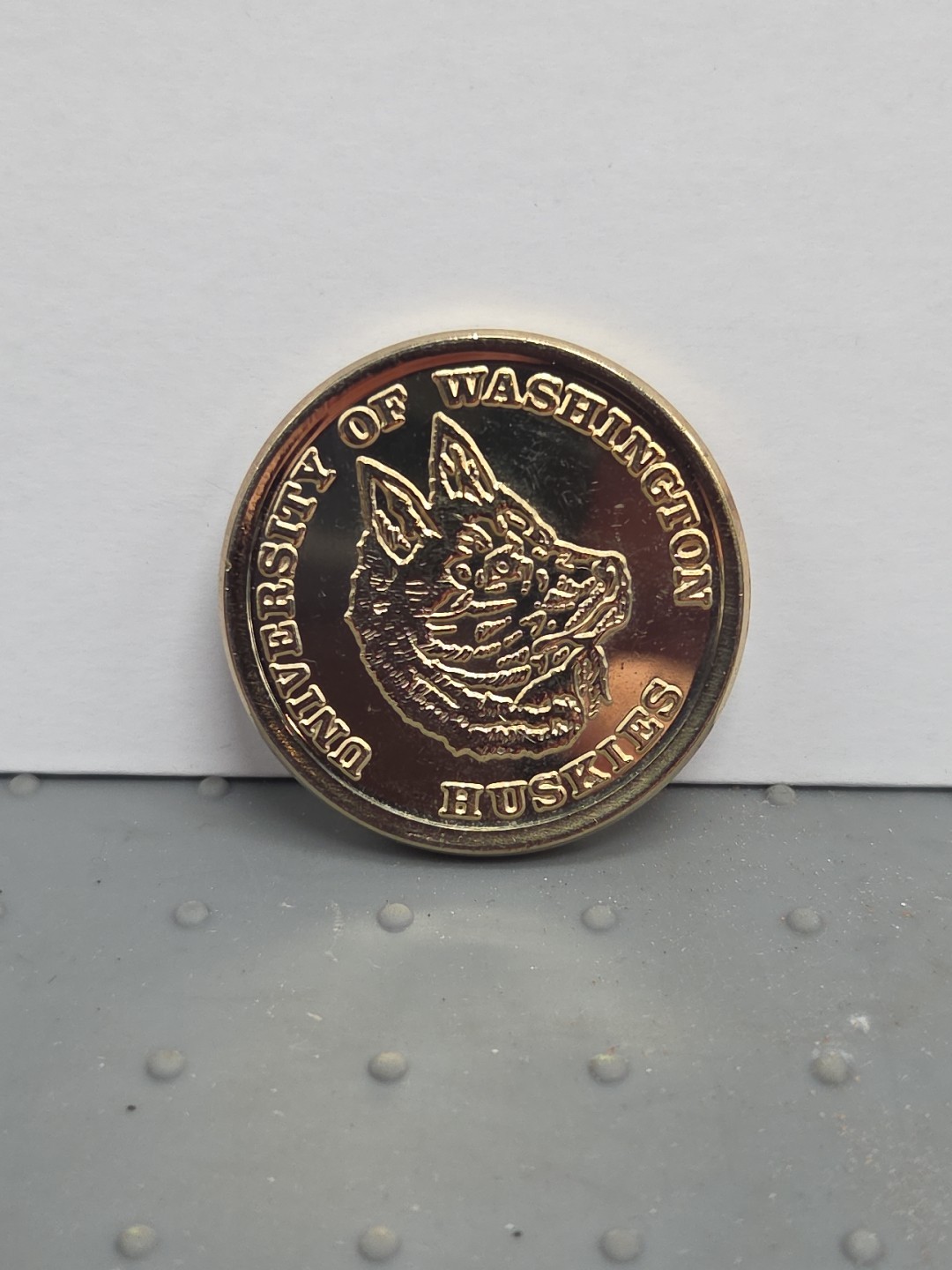 University Of Washington Huskies Rose Bowl Champions Token CFL Plated Vintage