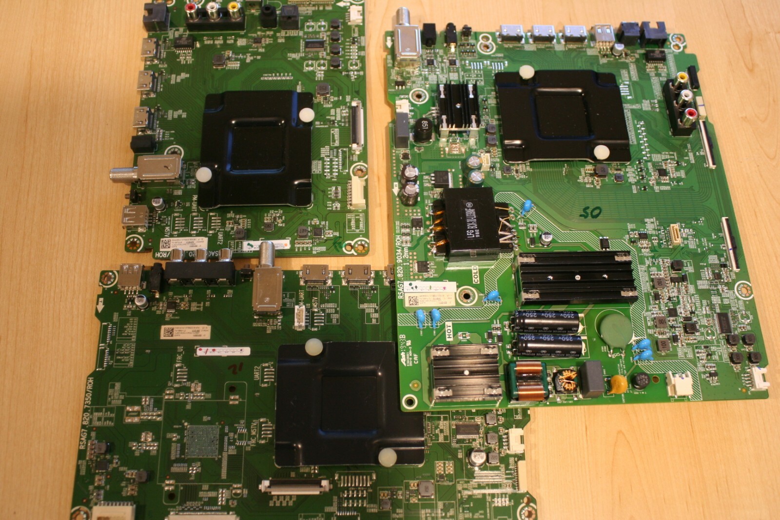 Hisense Main Board 216314,HU50N3030UWR (RSAG7.820.7350/ROH) for TV 50R7E