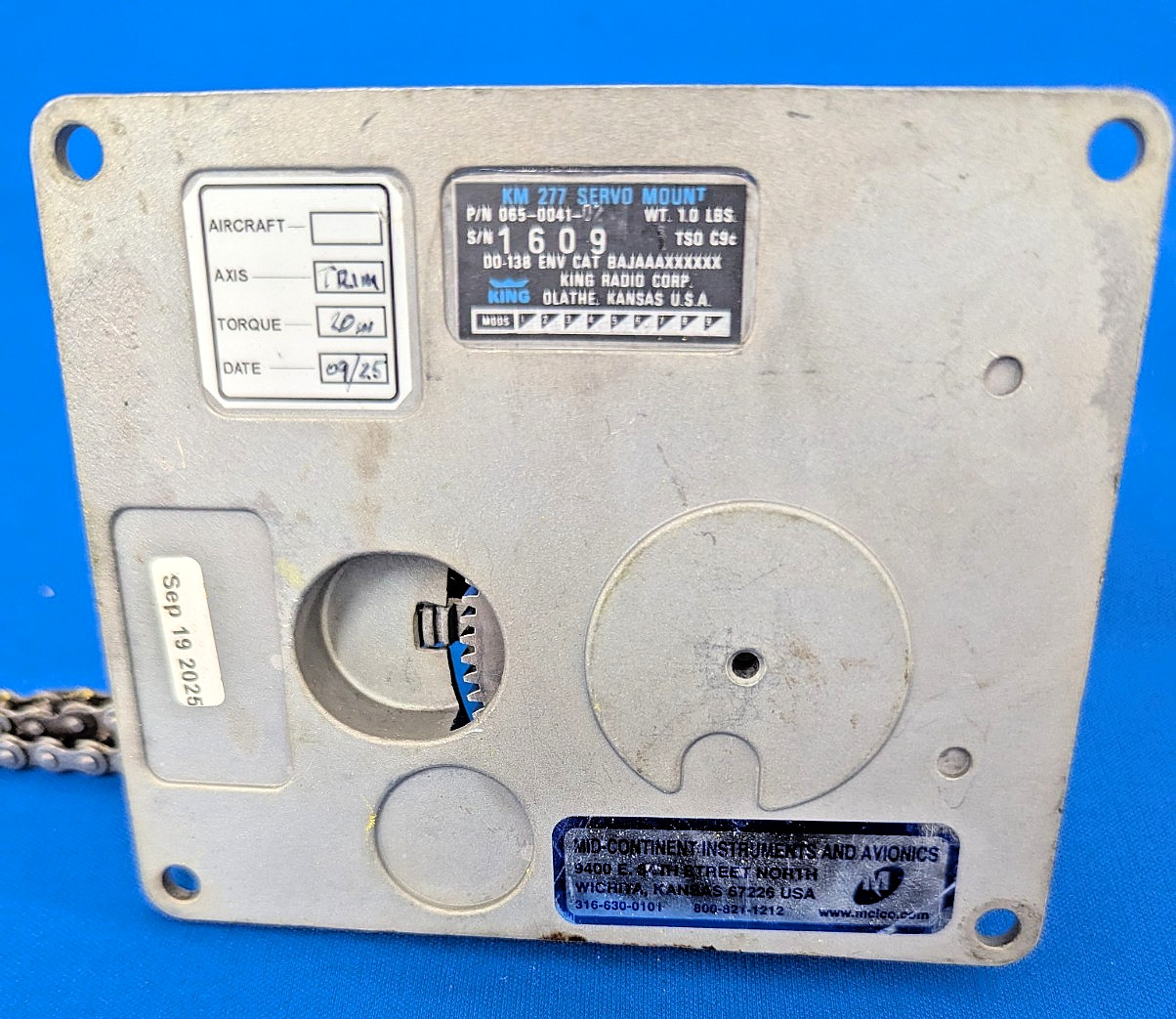 KM 277 Servo Mount