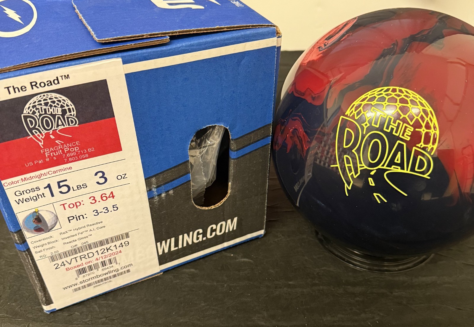 STORM THE ROAD NIB 15LB BOWLING BALL