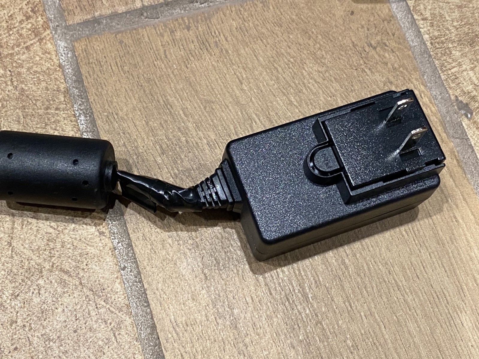 Line 6 POD Go Guitar Multi-Effects Pedal (With Power adapter)