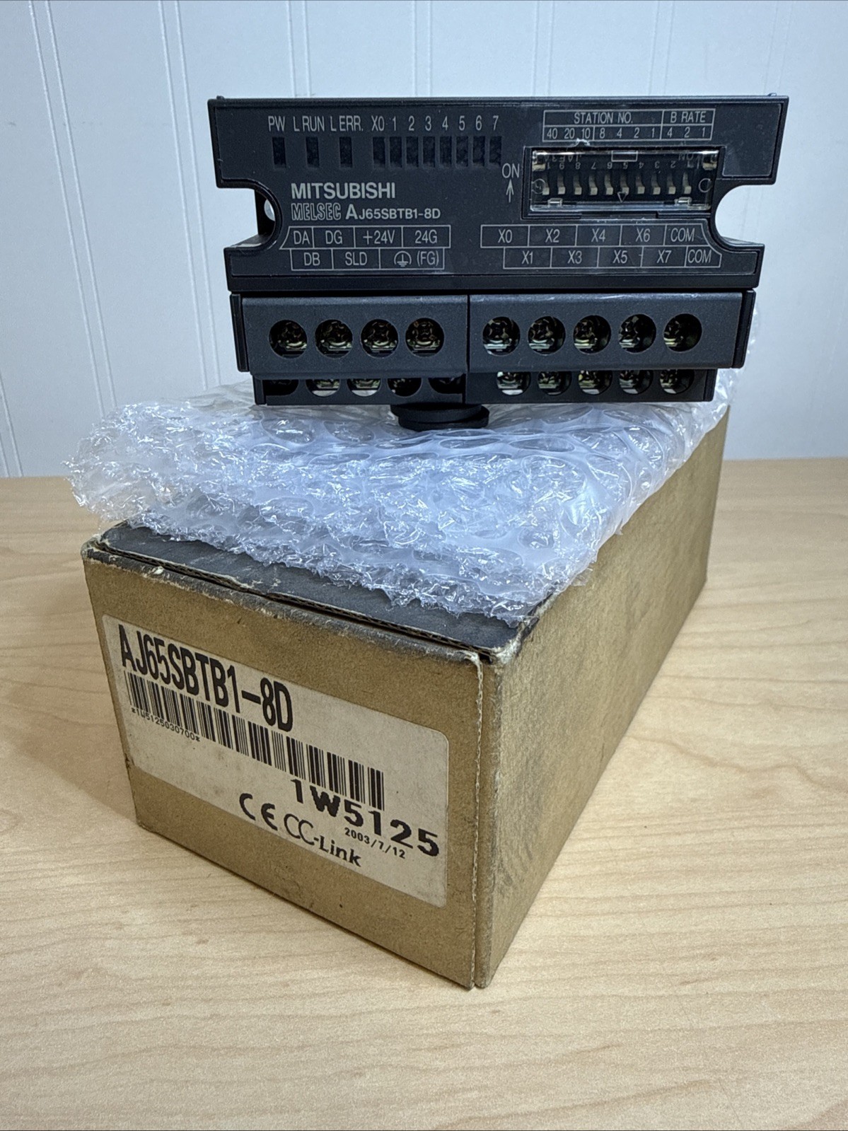 NEW! Mitsubishi AJ65SBTB1-8D MELSEC CC-Link Input Unit Module