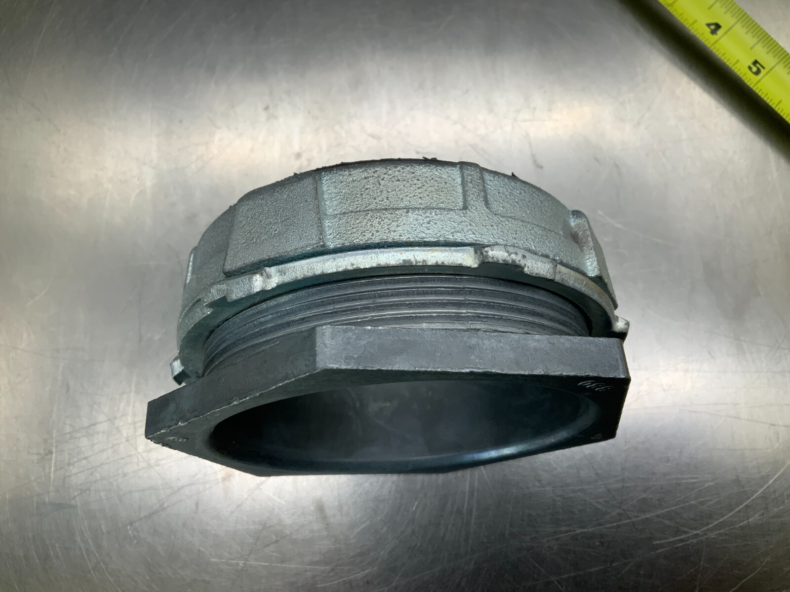 O-Z/Gedney B -400 Conduit Fitting- Rain tight Compression Connector 4"