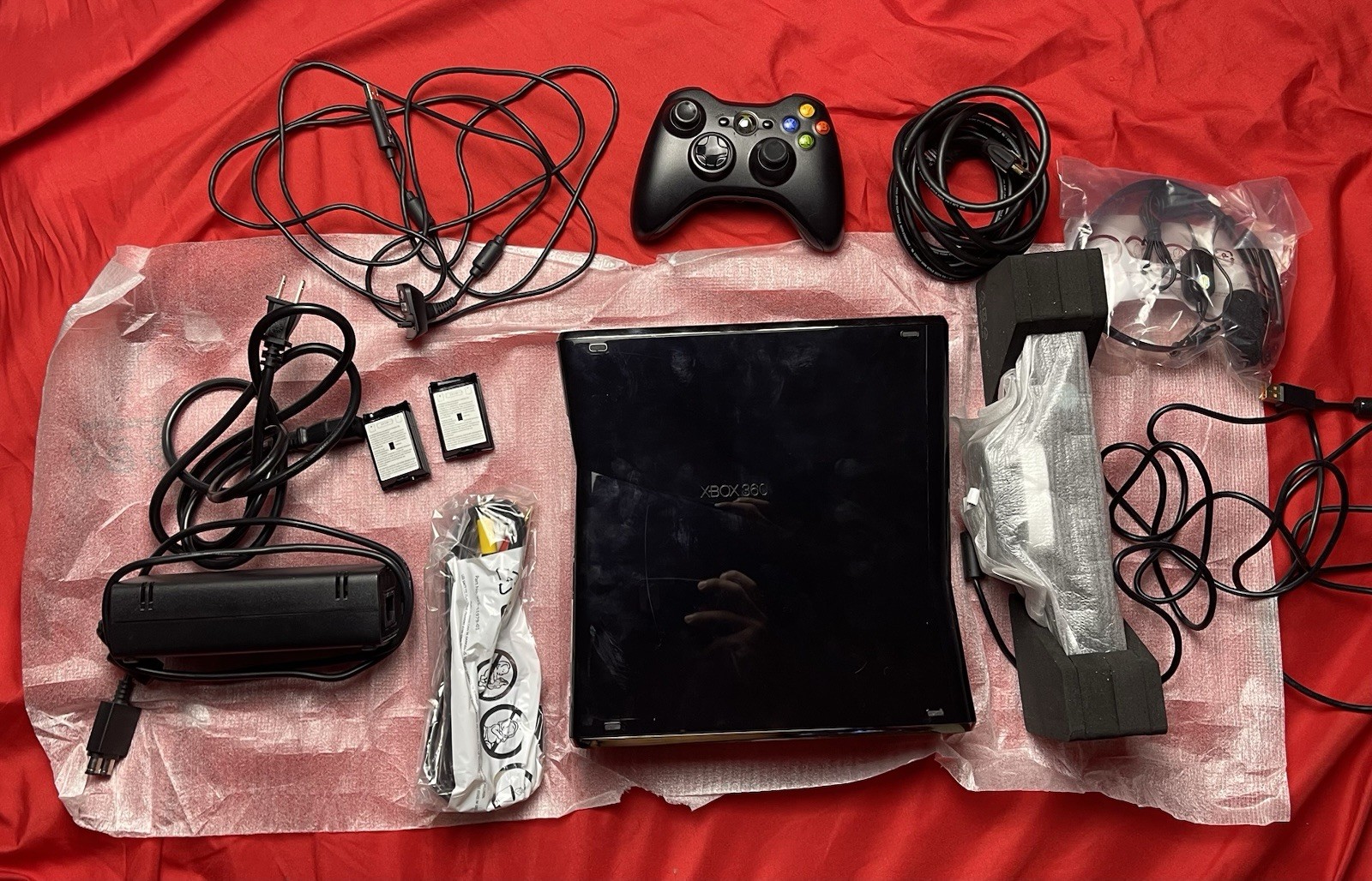 Microsoft Xbox 360 Kinect Special Edition 250GB Bundle Kinect Controller Games