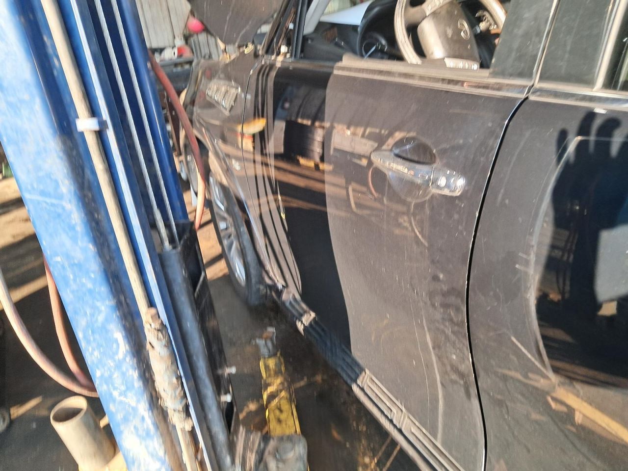 QX80 2016 Glove Box 4795127