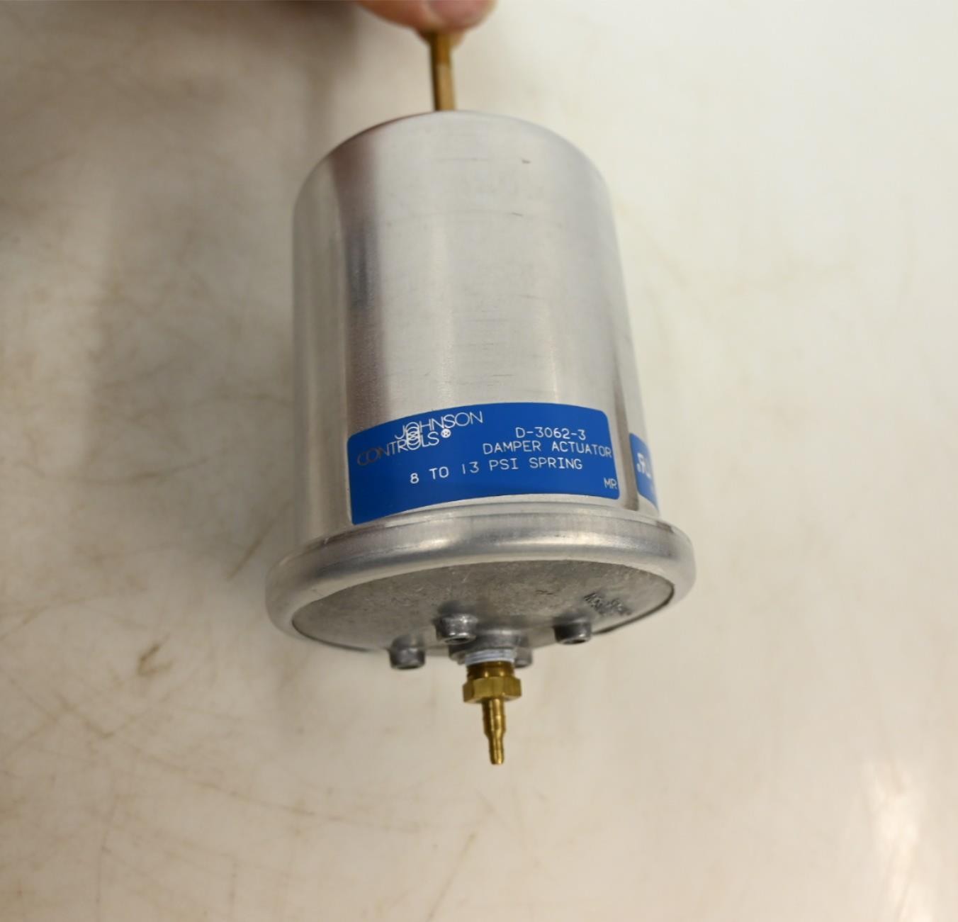 Johnson Controls D-3062-3 Pneumatic Damper Actuator 8-13 PSI Spring