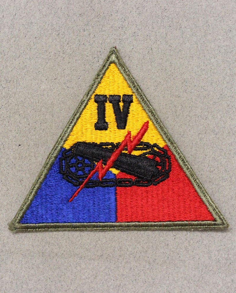 Army patch 6809: IV Armored Corps - WWII, cut edge