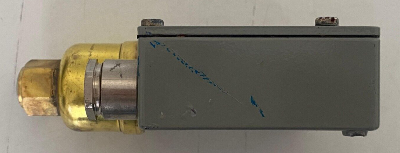 TRAFAG / PRESSOSTAT / PRESSURE SWITCH / 900.2675