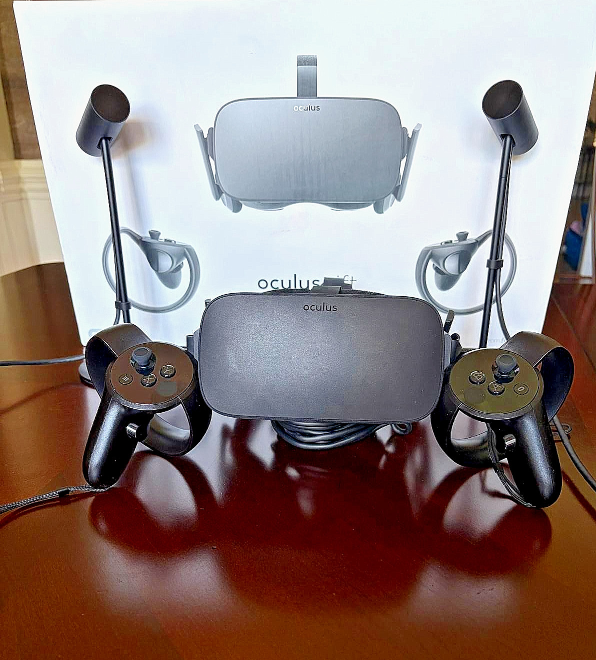 Meta Oculus Rift VR Headset- Black (Slightly Used)
