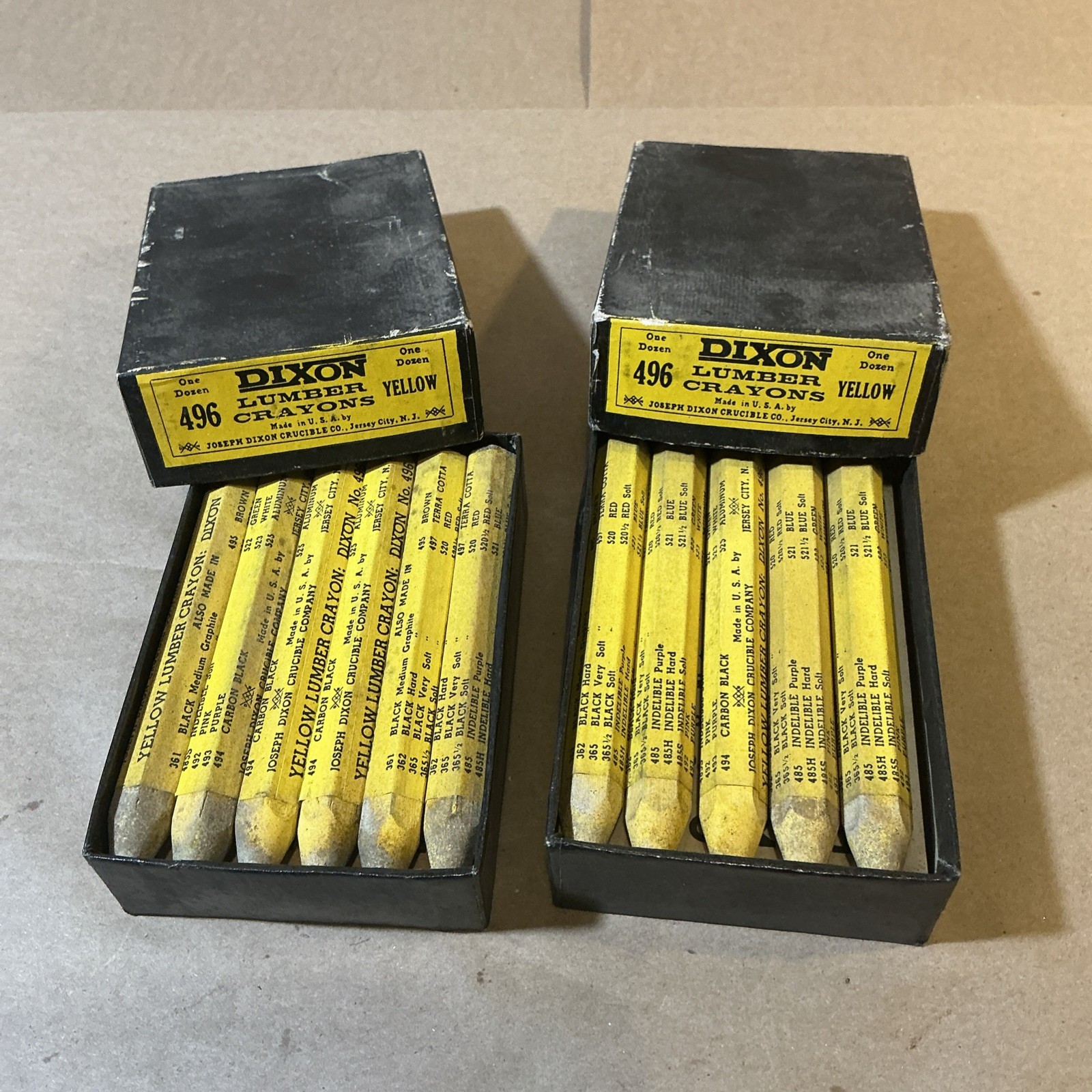 Set Of 2 Dozen 496 Dixon Yellow Lumber Crayons As Is INV-JDJ50