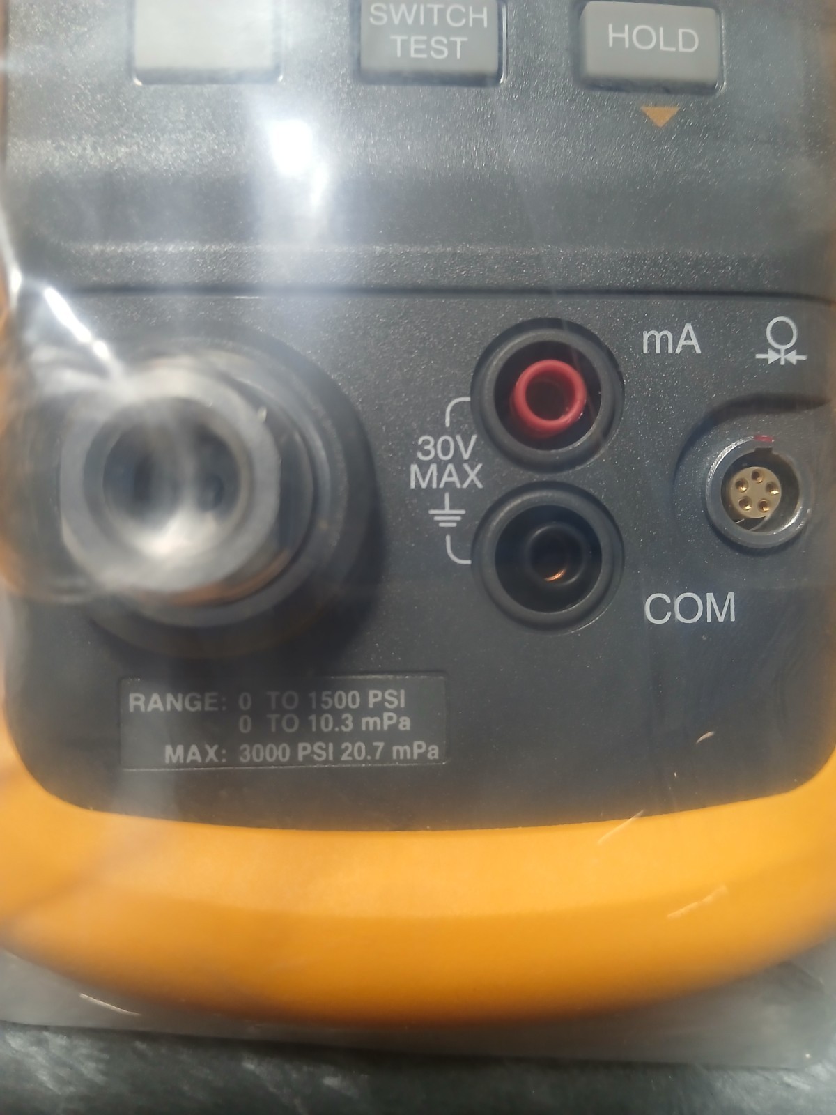 pressure calibrator fluke 717 1500g