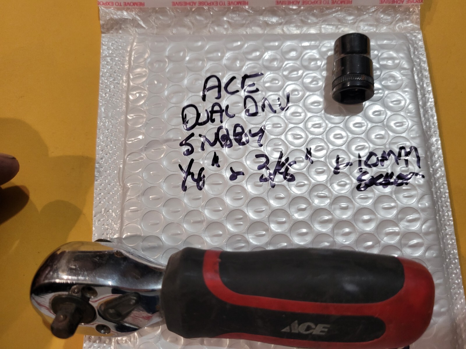 ACE  STUBBY RATCHET 1/4 & 3/8 Drive - Cushioned Handle