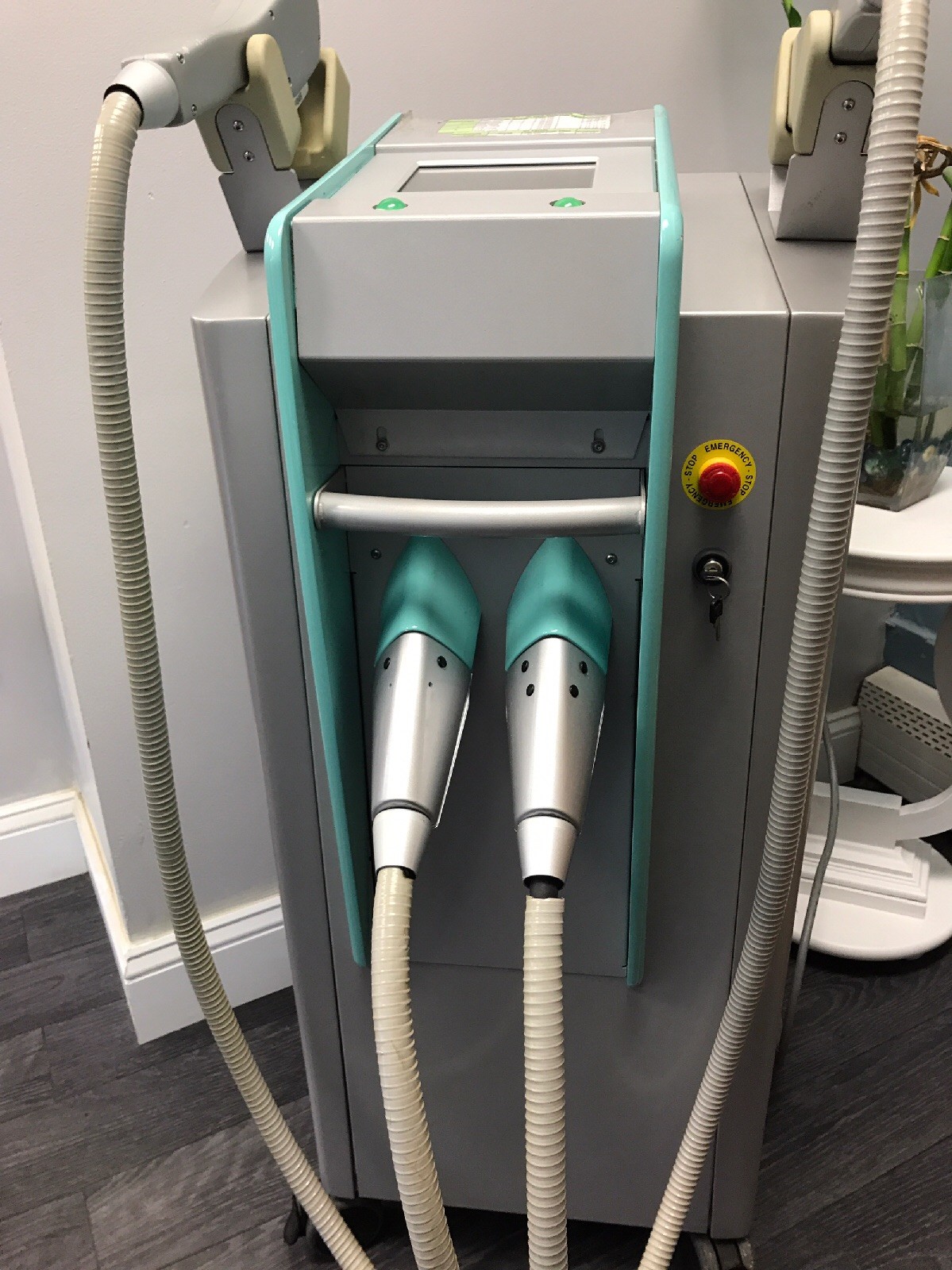 Quanta System Laser Hair Removal Machine