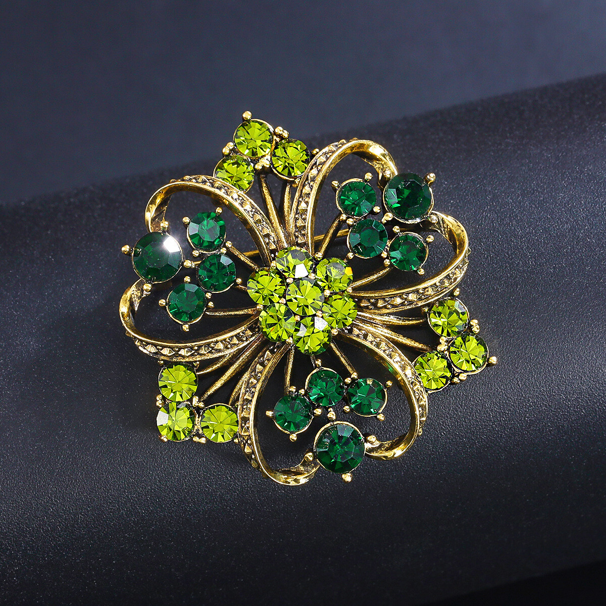 Beautiful Art Deco Style Green Plants Flowers Crystal Brooch Badge Pin Gift NEW