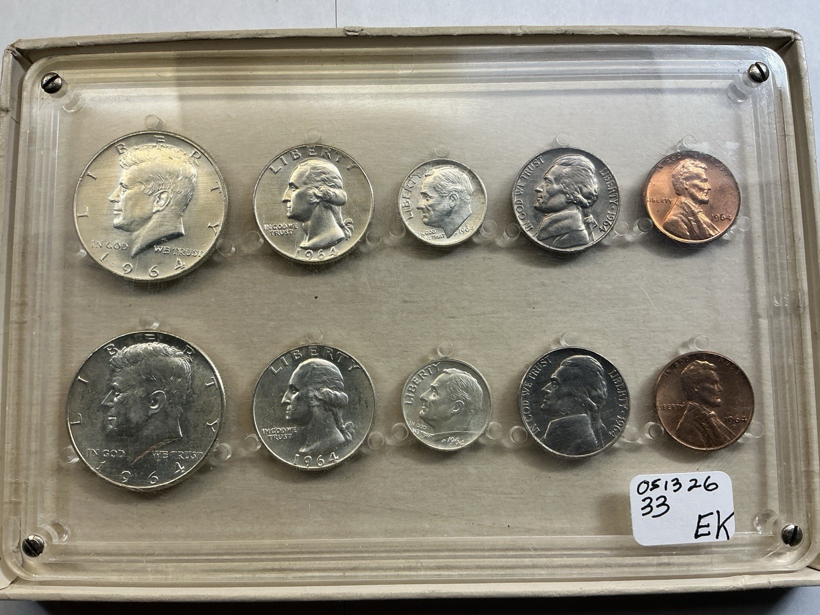 1964 P & D US Mint Uncirculated Silver Mint Set In Clear Holder 051326 33ek