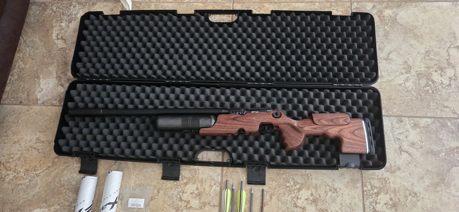 FX Crown MKII-IV8888 Limited Edition .30 Caliber With Arrow Set-Up