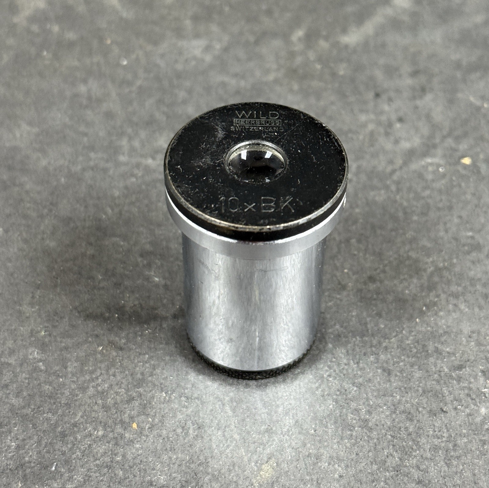 Vintage WILD Heerbrugg Switzerland 10xBK Microscope Lens