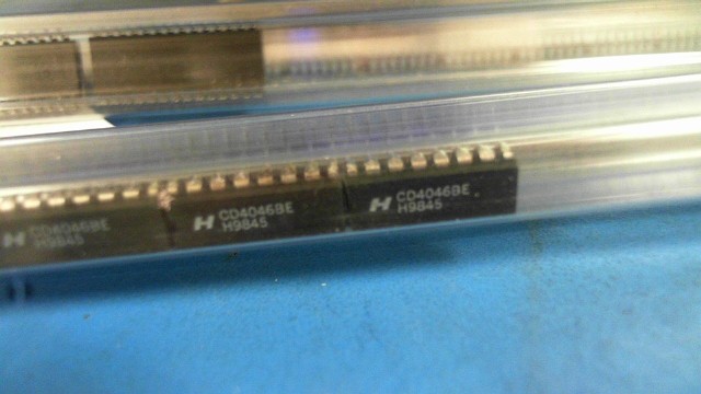 New (18pcs) CD4046BE HARRIS SEMI IC Consumer
