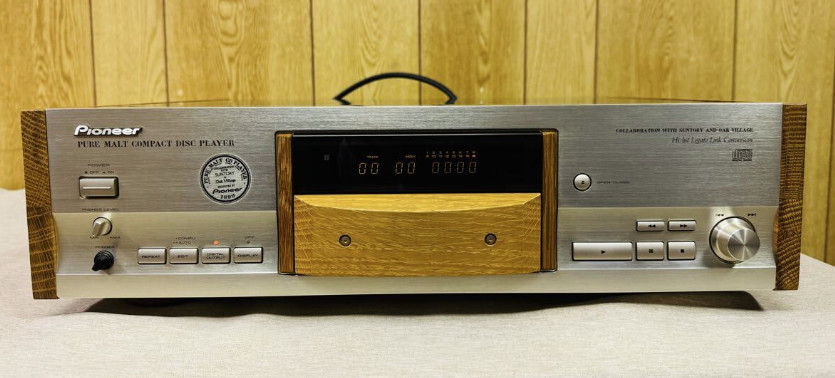 Pioneer PD-HL5-PM PURE MALT CD PLAYER AC100V 50/60Hz 10W SUNTORY OAK VILLAGE