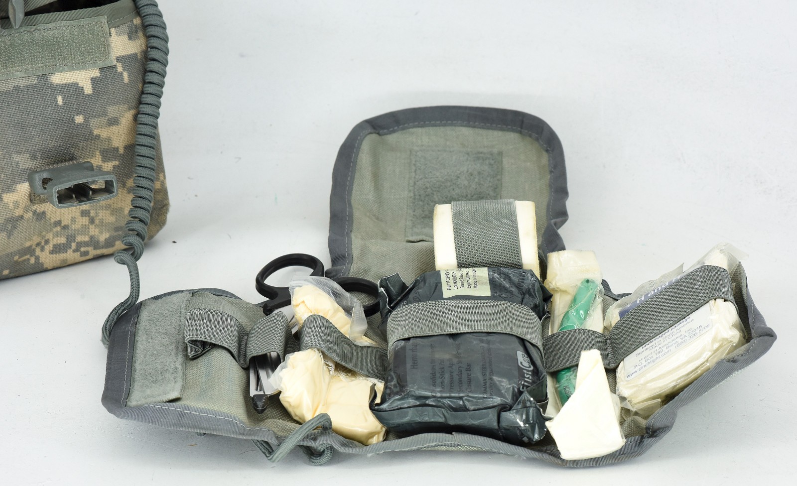 US Army Individual First Aid Kit IFAK ACU UCP Medical Equipment