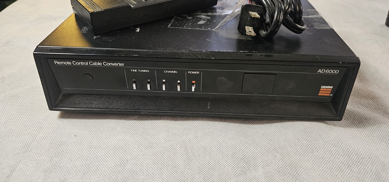 Gemini Wireless Cable Converter/Tuner Model AD6000