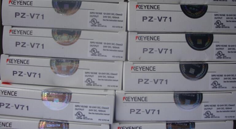 Keyence PZ-V71 photoelectric switch sensor Expedited Shipping PZV71 New In Box